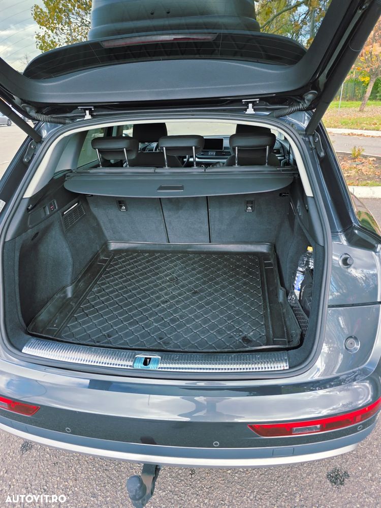 Audi Q5 2.0 40 TDI quattro S tronic Design - 8