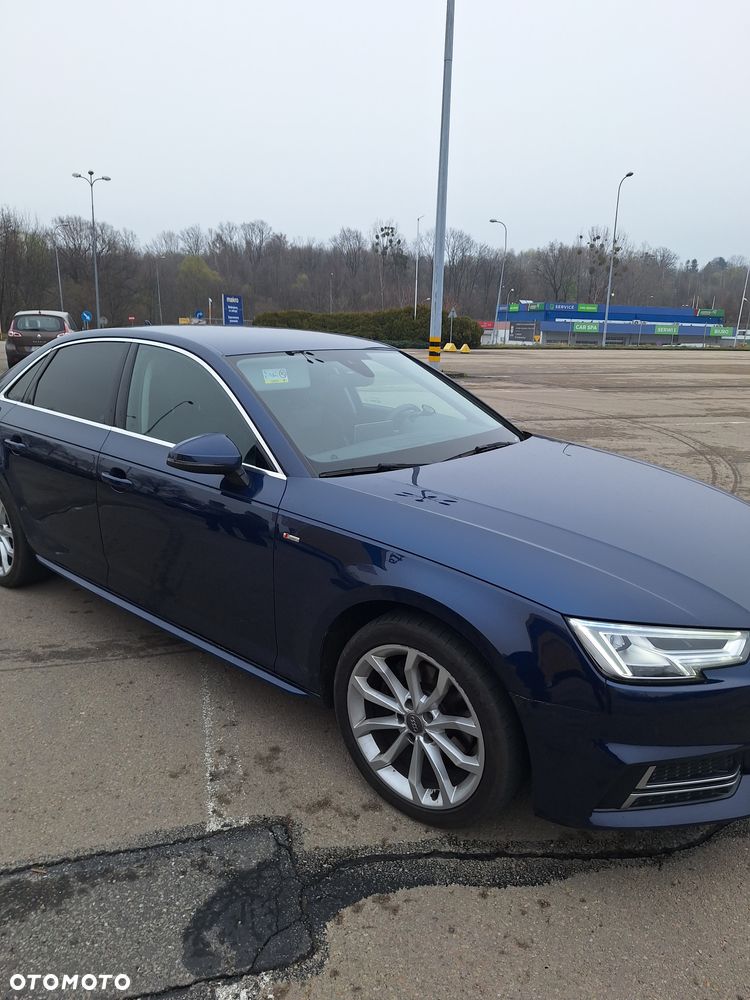 Audi A4 Limousine - 12