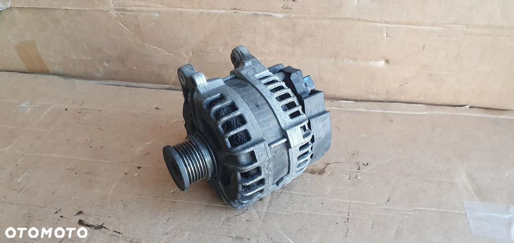 Alternator prądnica Audi A4 B8 Lift 2.0 TDI 04L903017 - 5