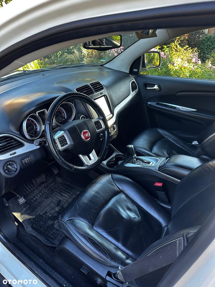 Fiat Freemont 2.0 Multijet Black Code AWD - 11