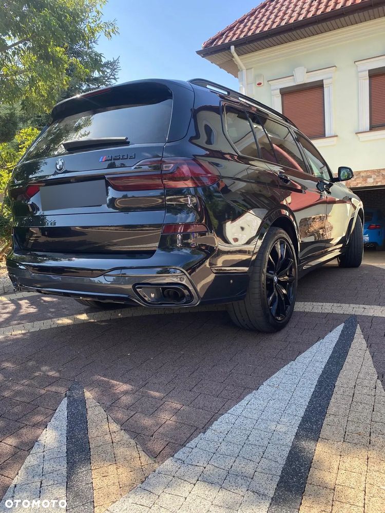 BMW X7 - 7