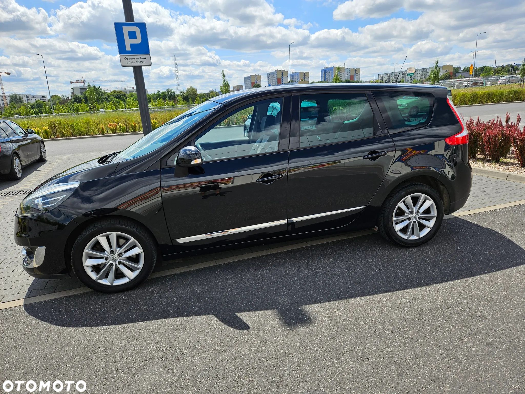 Renault Scenic - 1