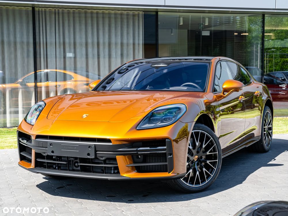 Porsche Panamera 4 E-Hybrid PHEV - 4