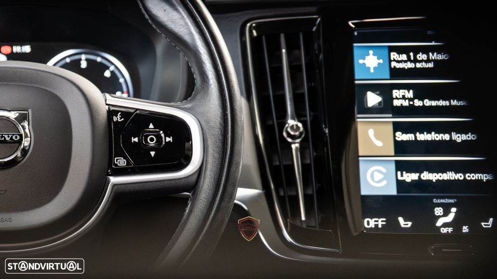 Volvo V90 2.0 B4 Momentum Plus Geartronic - 24