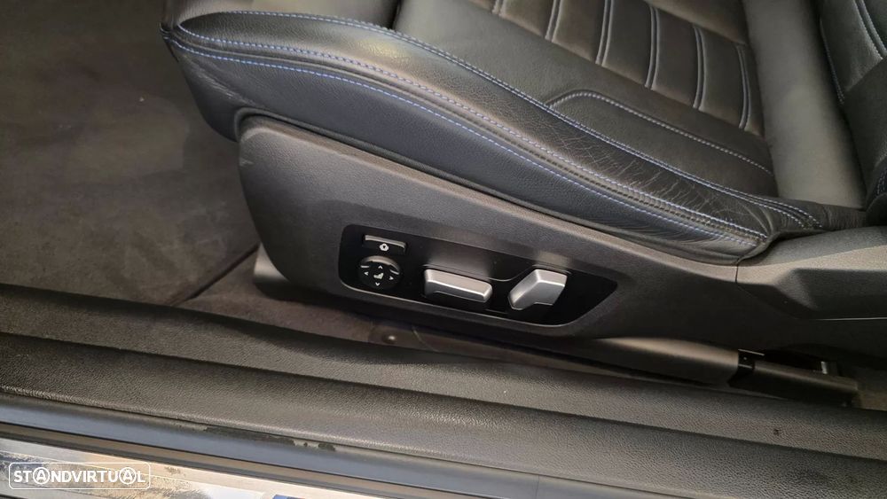 BMW 420 d Pack Desportivo M Auto - 42