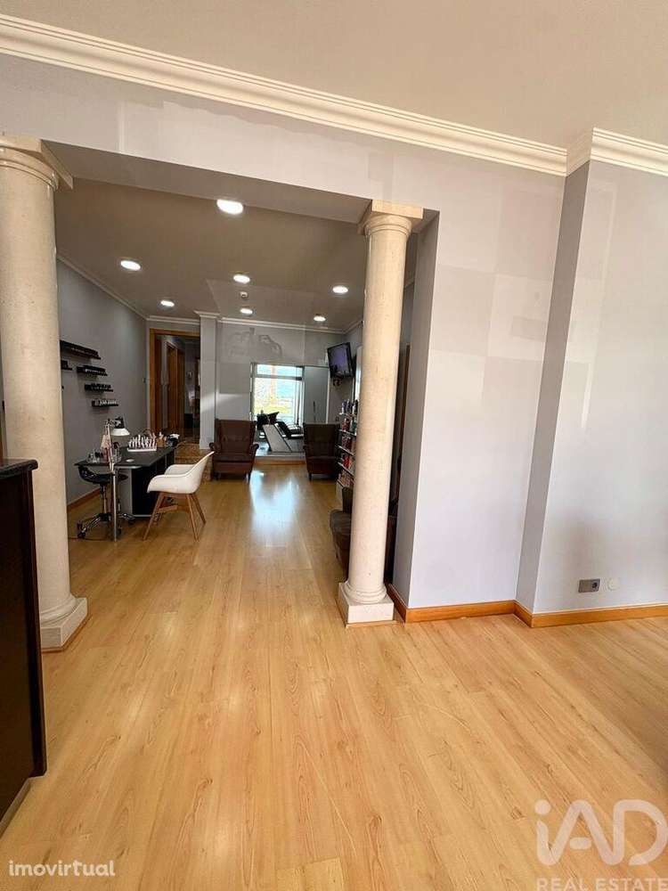 Loja / Estabelecimento Comercial T5 em Montijo e Afonsoeiro de 126,00 - Grande imagem: 2/17