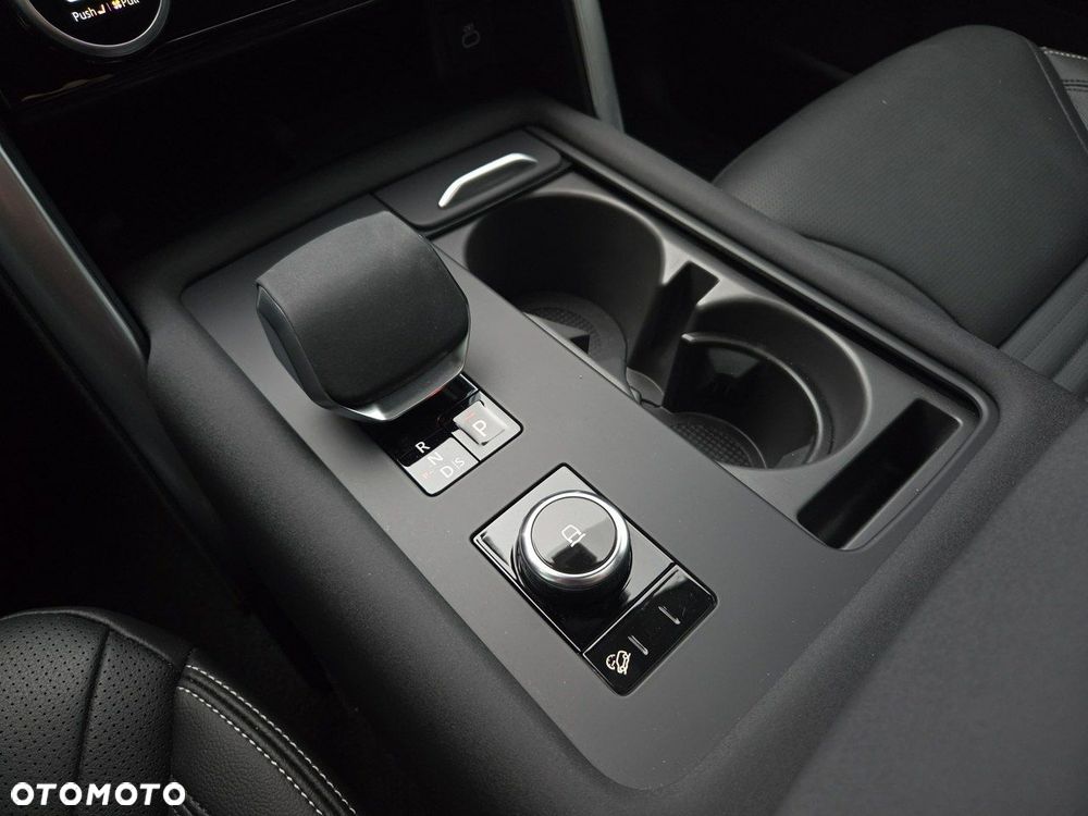 Land Rover Discovery - 25