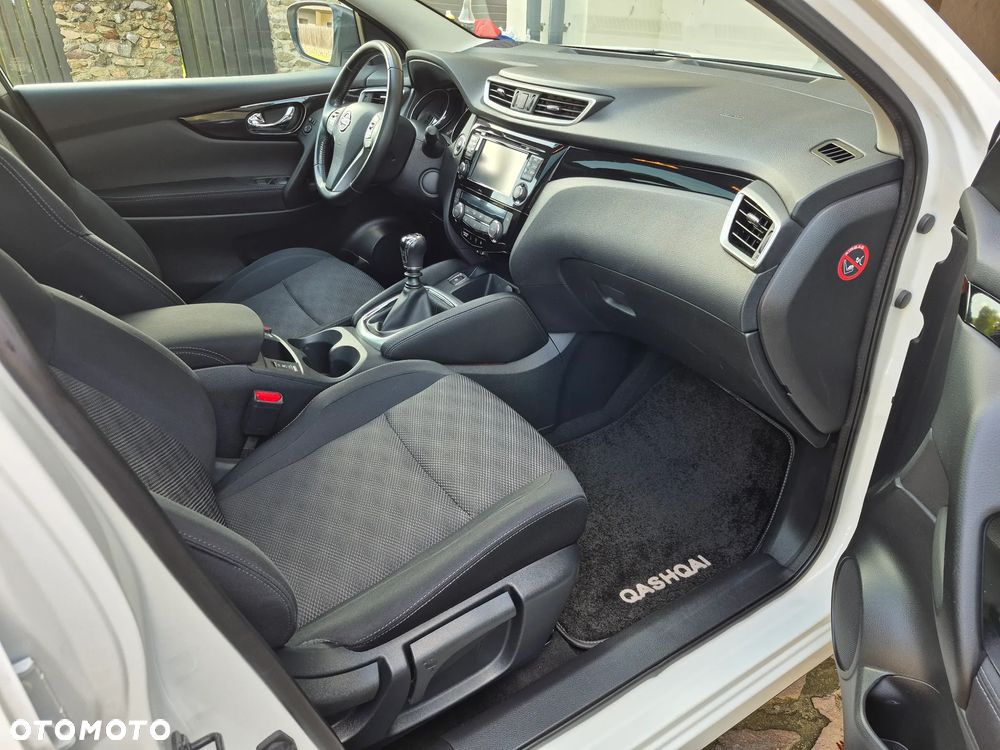 Nissan Qashqai 1.6 dCi TEKNA+ - 33