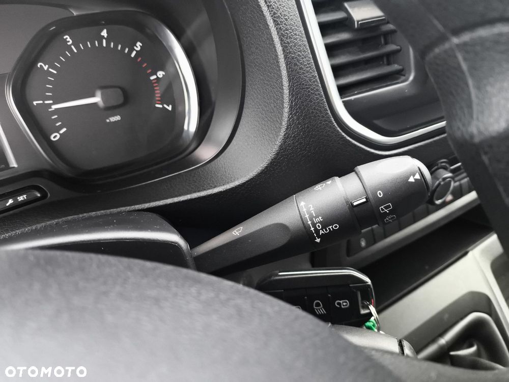 Citroën SpaceTourer 1.5 BlueHDi M Business - 25