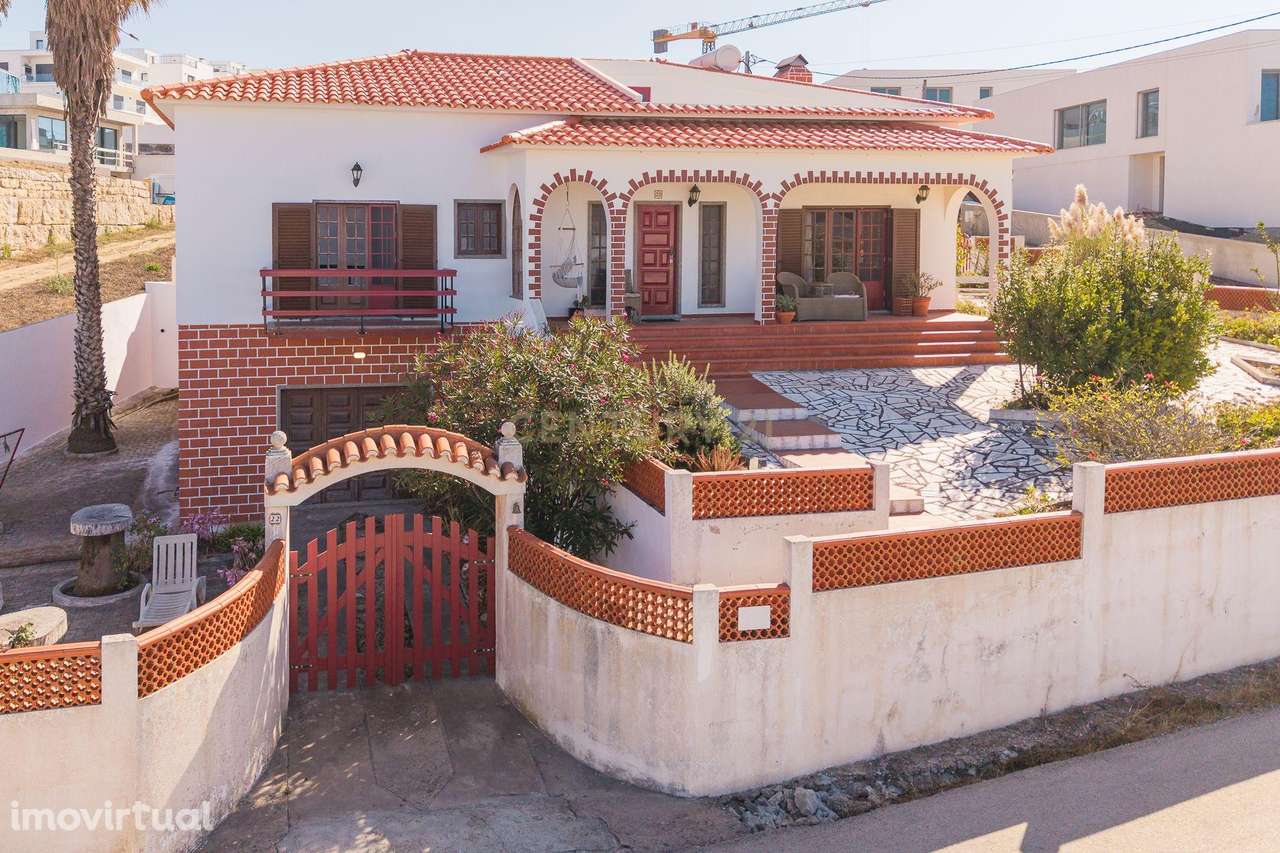 Casa com cinco quartos ou pousada com vista para o mar - Grande imagem: 2/53