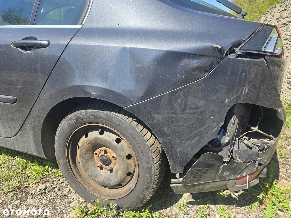 Renault Laguna 2.0 DCi FAP Expression - 8