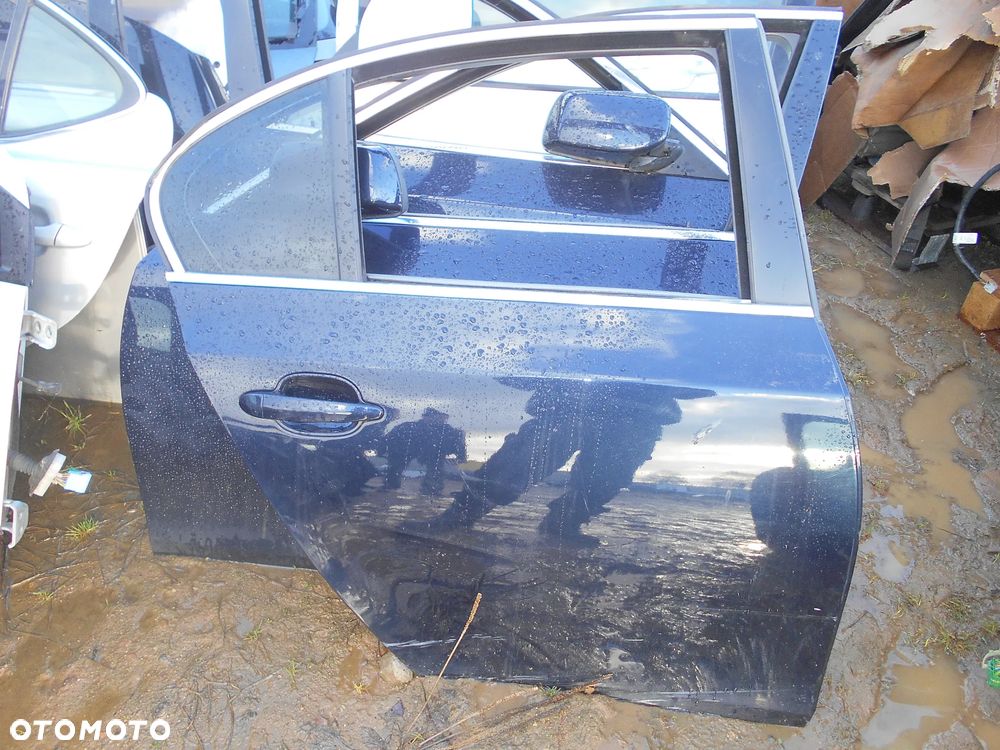 BMW E60 DRZWI PRAWY TYŁ KPL. EUROPA - 1