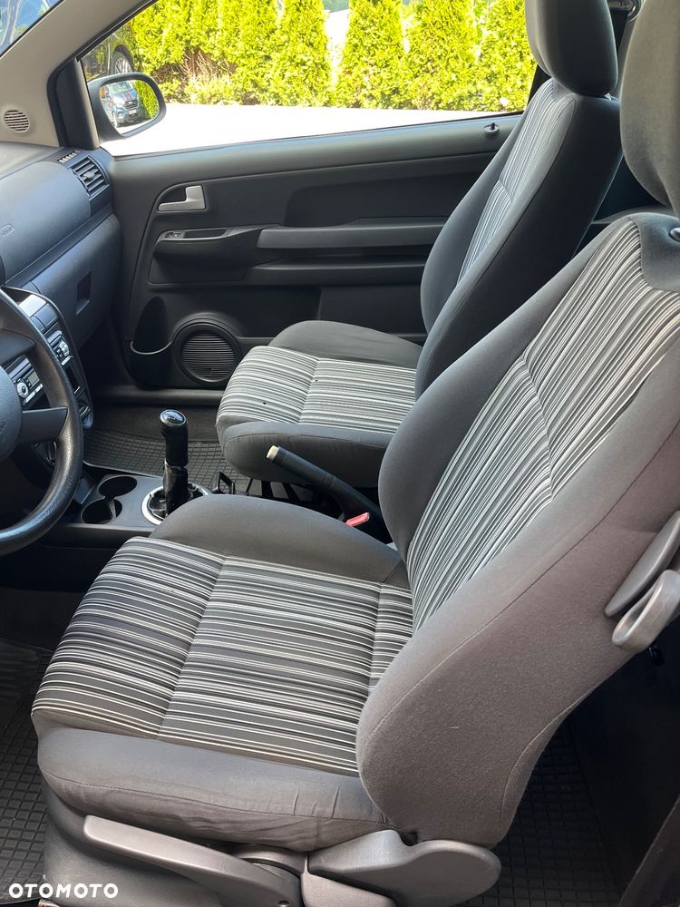Volkswagen Fox 1.4 Style - 8