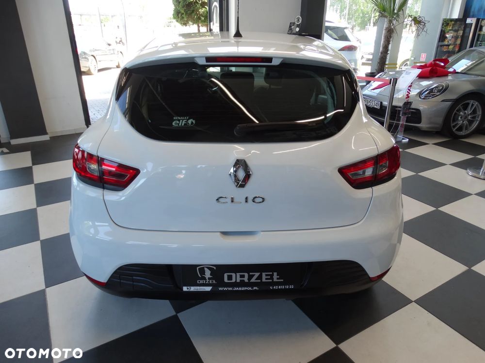 Renault Clio 1.2 16V Intens - 11