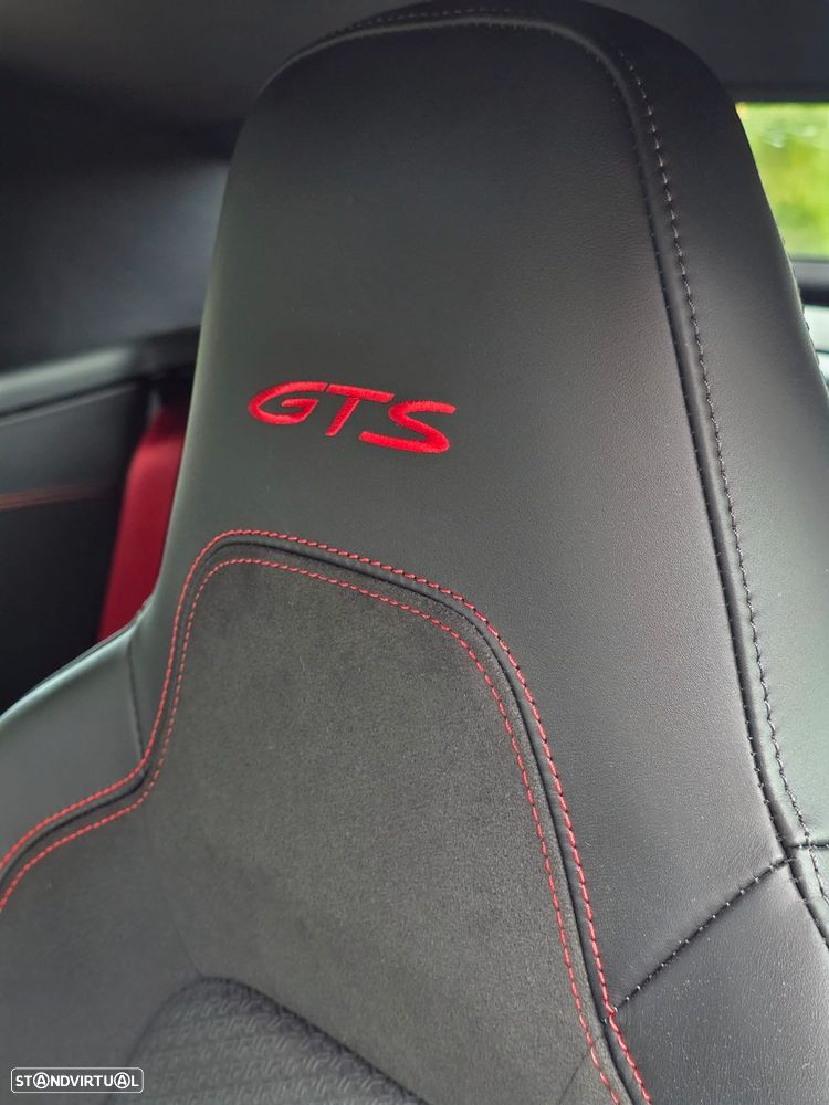 Porsche 911 (992) Carrera GTS - 14