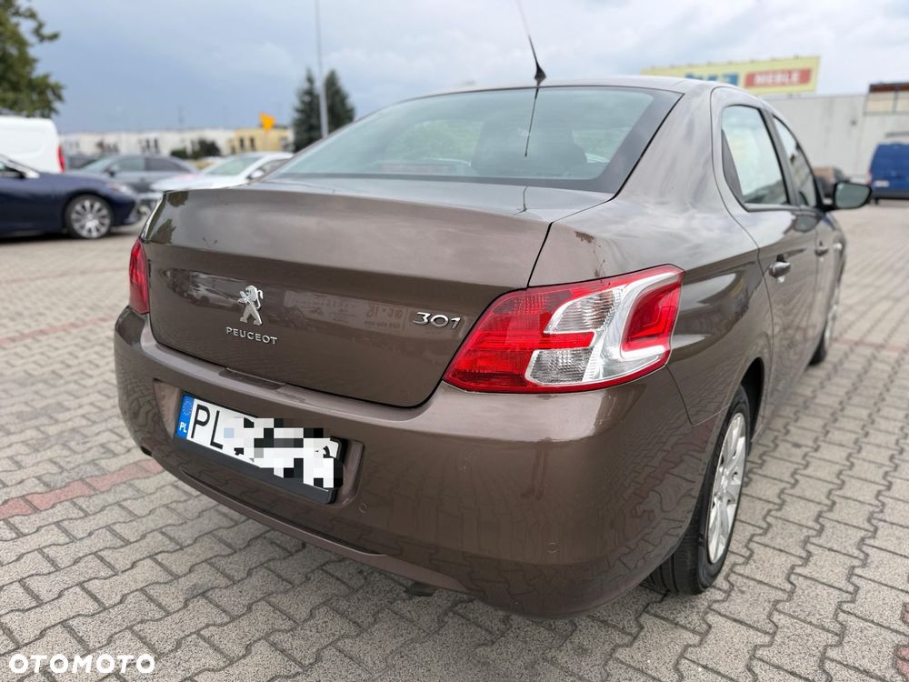 Peugeot 301 1.6 VTi Active - 2