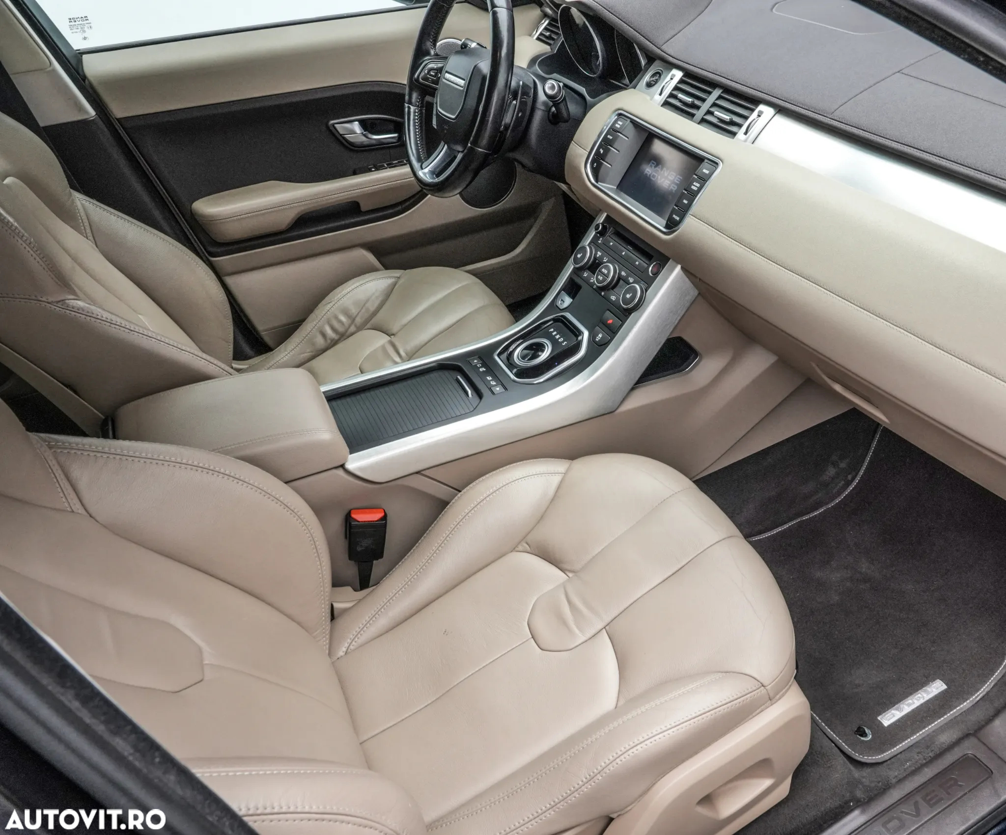 Land Rover Range Rover Evoque - 12