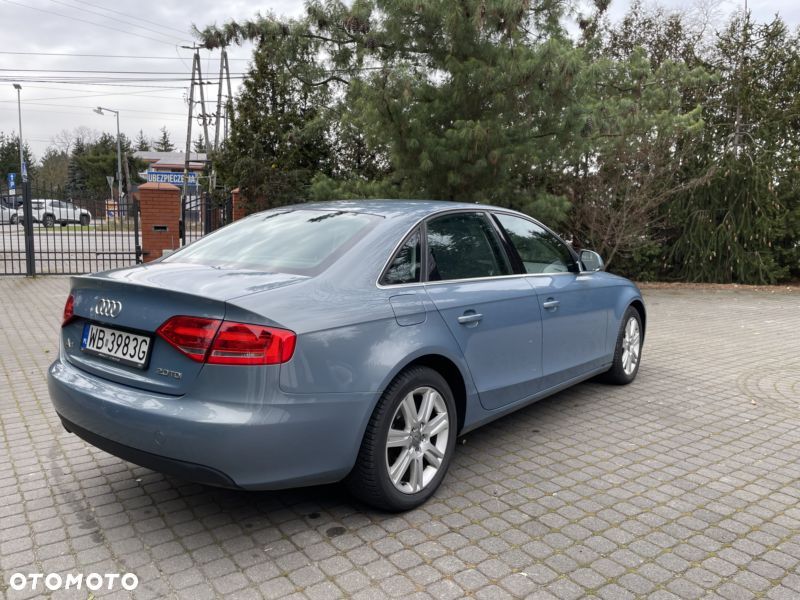 Audi A4 Limousine 2.0 TDI - 6