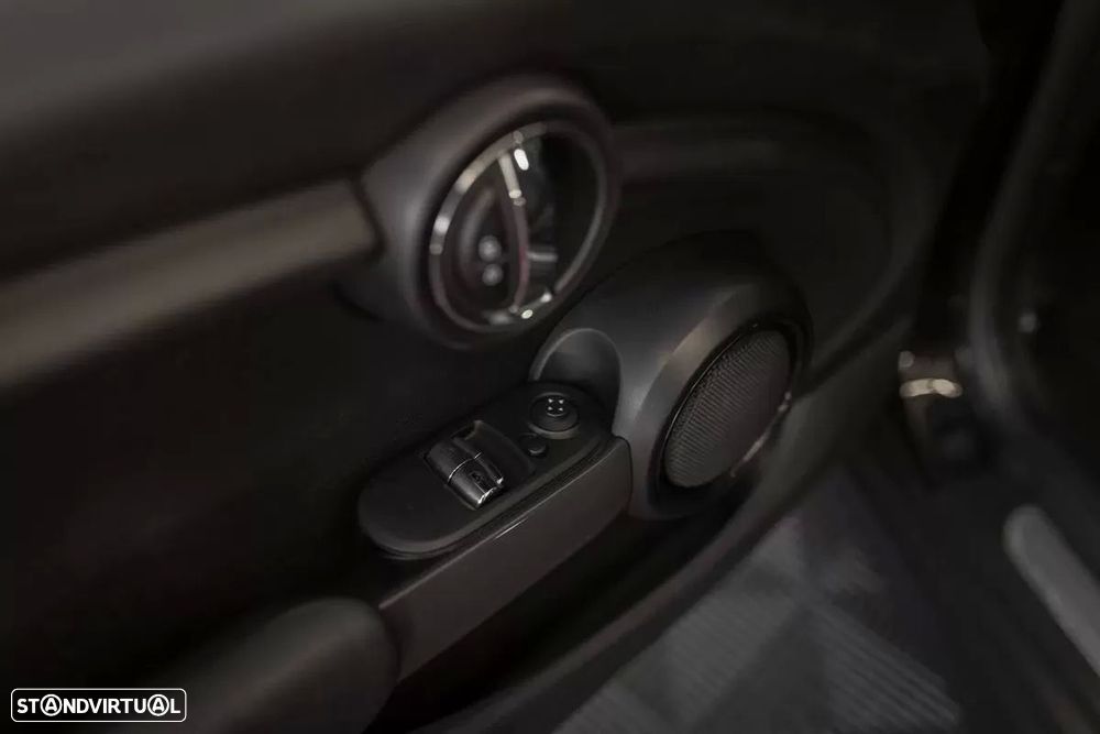 MINI 3 Portas Cooper D - 8