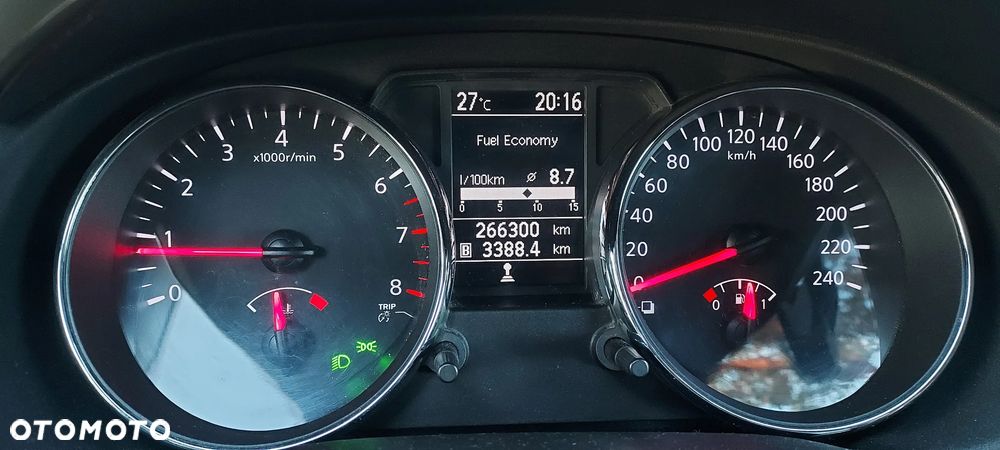Nissan Qashqai 1.6 Visia - 14