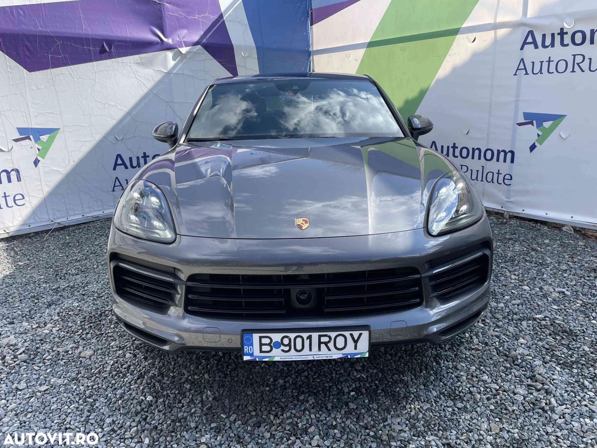 Porsche Cayenne Standard - 2