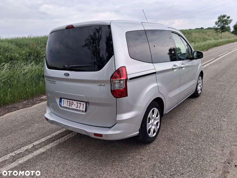 Ford Tourneo Courier 1.0 EcoBoost Ambiente - 3