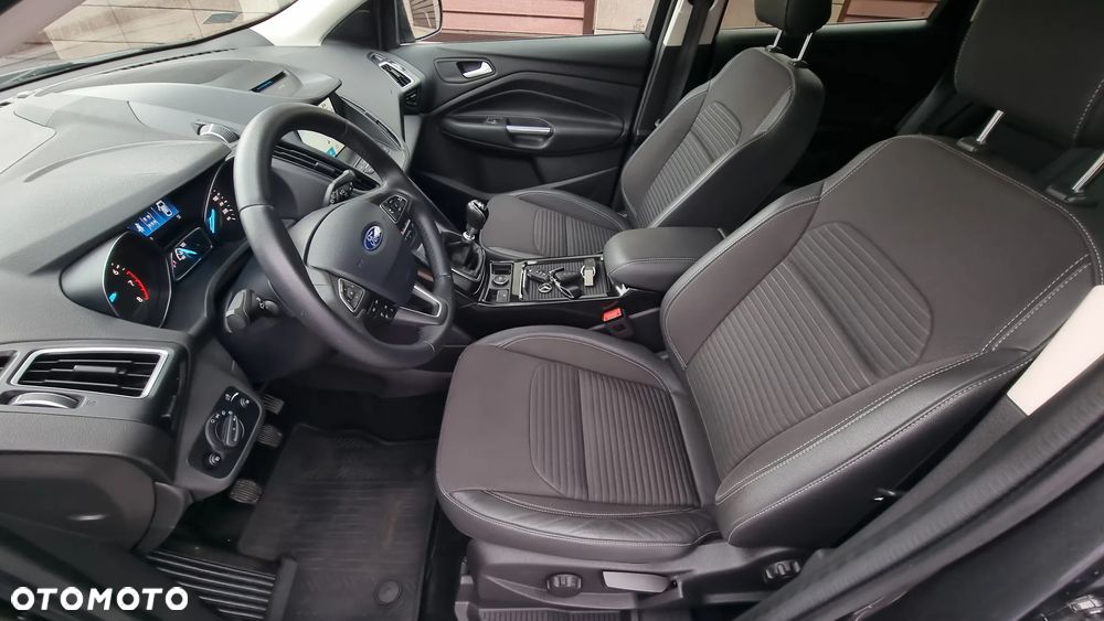 Ford Kuga 1.5 EcoBoost FWD Titanium ASS GPF - 22