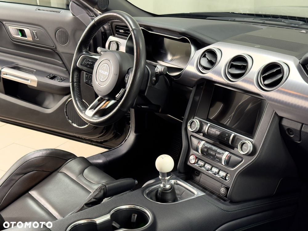 Ford Mustang 5.0 V8 Bullitt - 14