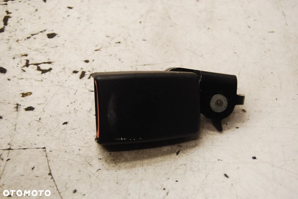 ZAPINKA WPINKA PASA ŚRODKOWY/ LEWY LUB PRAWY TYŁ TYLNA OPEL CORSA D 3D 13274779 13274778 13276908 - 2