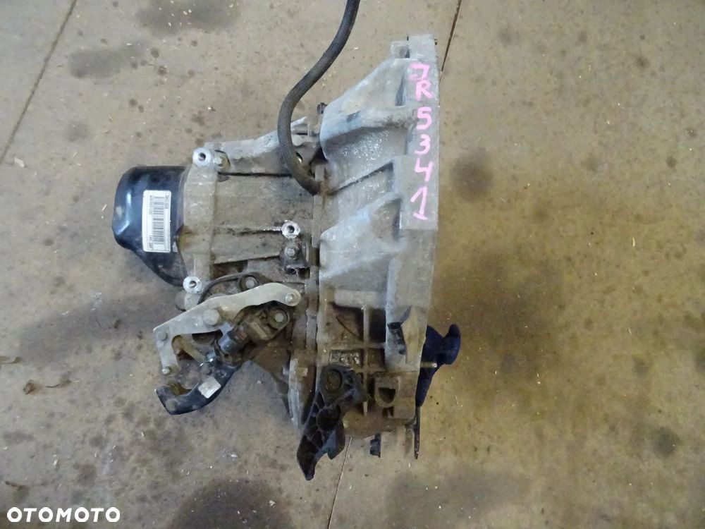 DACIA LODGY SKRZYNIA BIEGOW JR5 341 JR5341  110TYS DOKKER CZESCI ROZNE