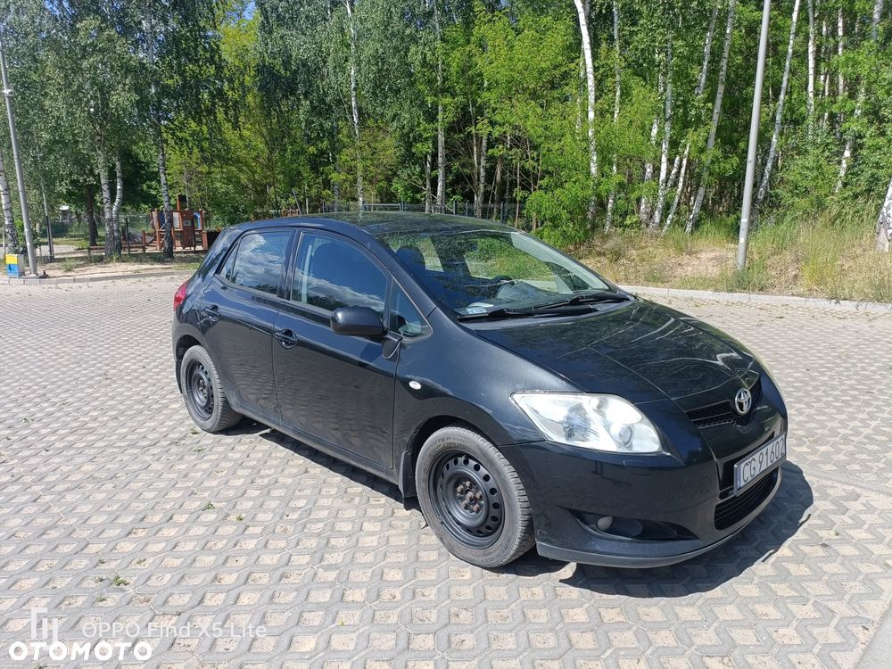 Toyota Auris 1.4 D-4D - 3
