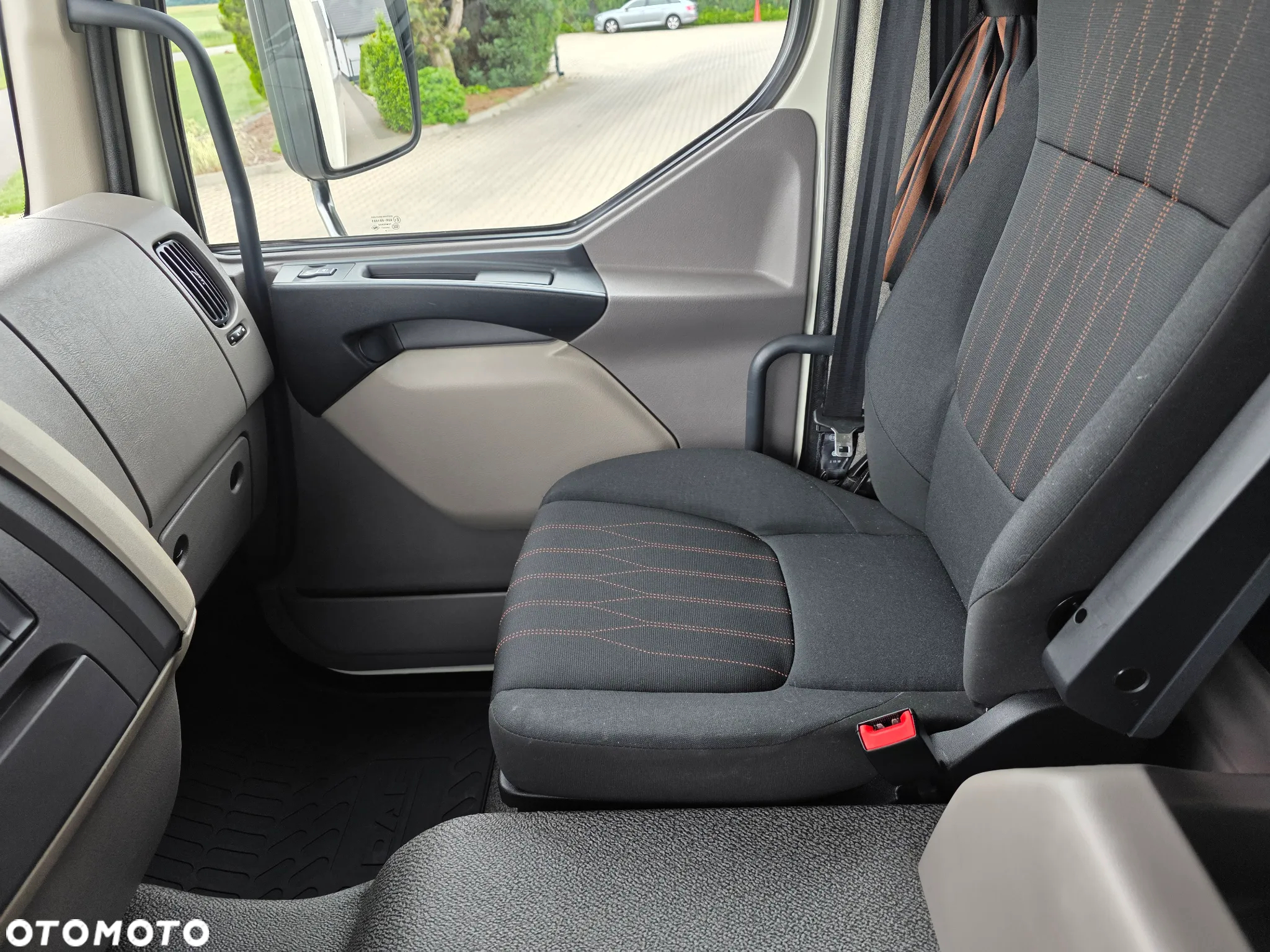DAF LF 260 KONTENER 16 DMC !!! SYPIALKA Z DE JAK NOWY !!!  TYLKO 370 TYŚ KM  !!! - 17