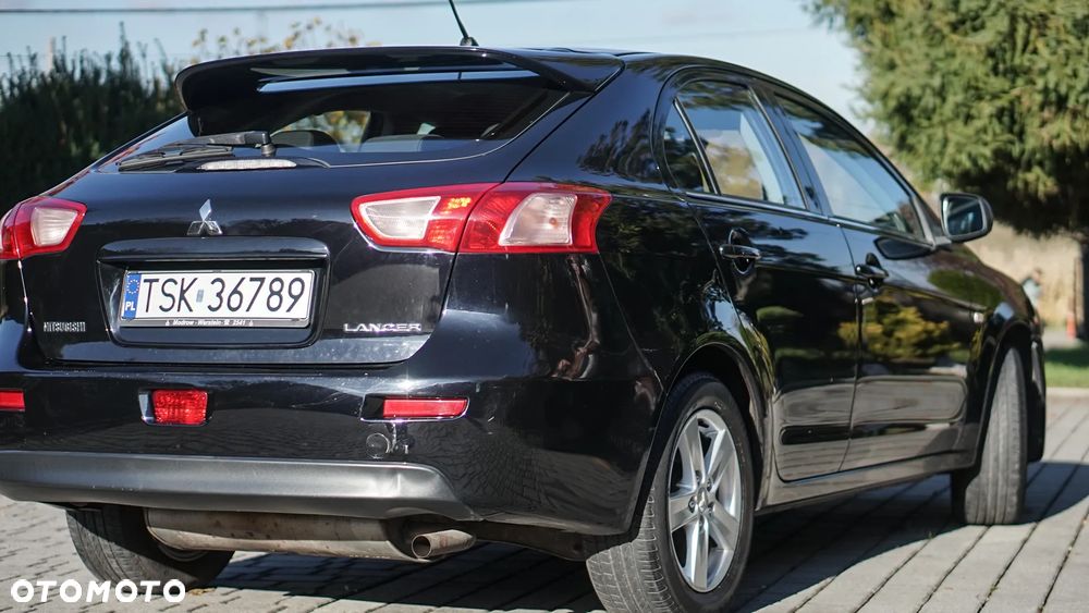 Mitsubishi Lancer 1.5 - 7