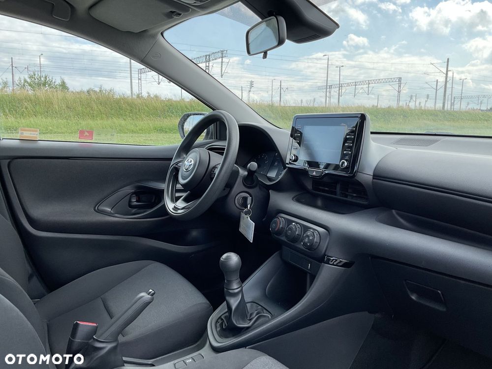 Toyota Yaris - 18