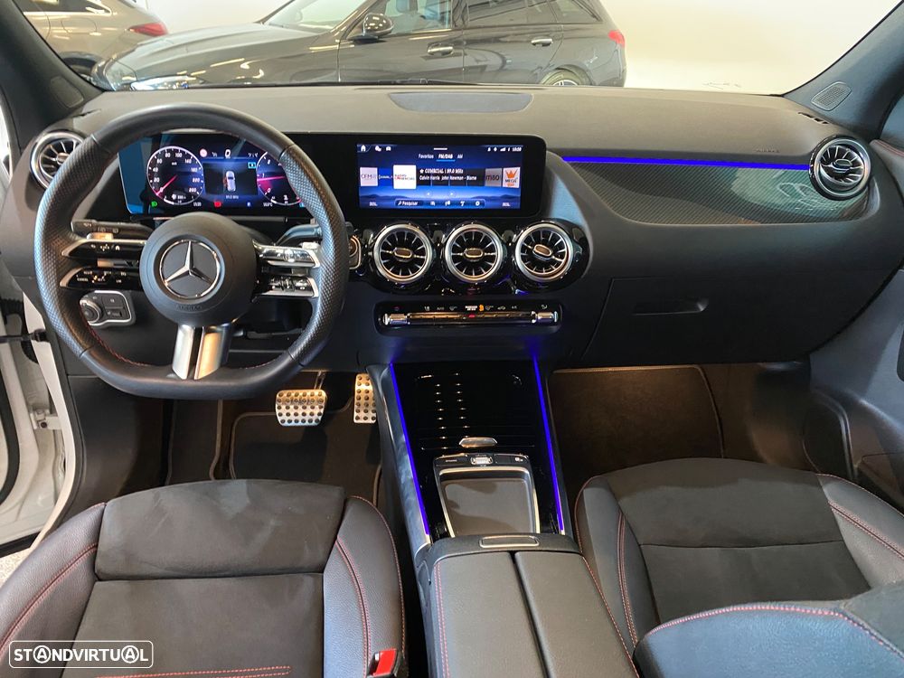 Mercedes-Benz GLA 180 d AMG Line - 9