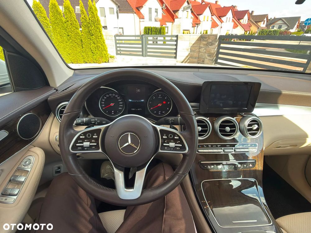 Mercedes-Benz GLC 220 d 4Matic 9G-TRONIC - 10