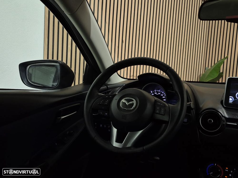 Mazda 2 1.5 Sky.Evolve Navi - 25