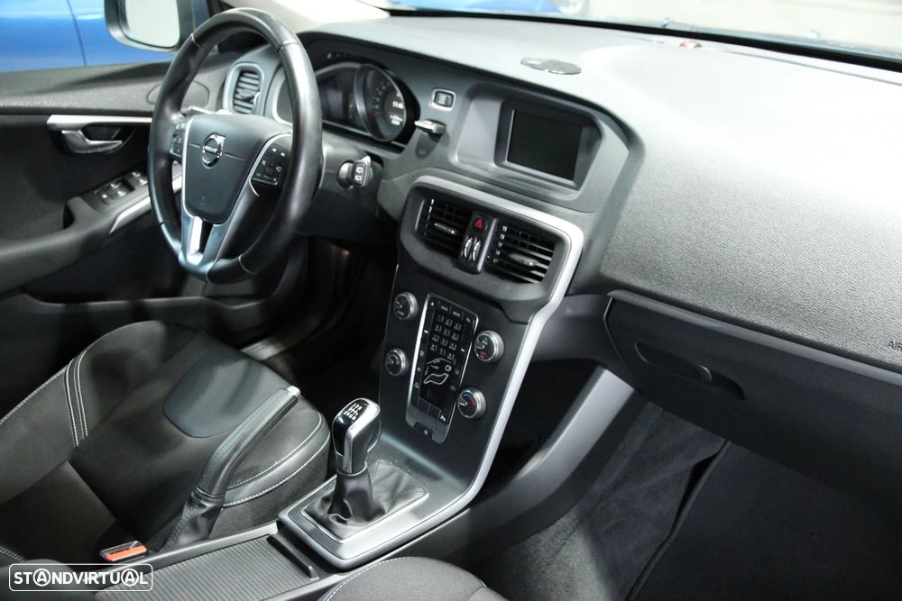 Volvo V40 2.0 D3 Inscription - 7