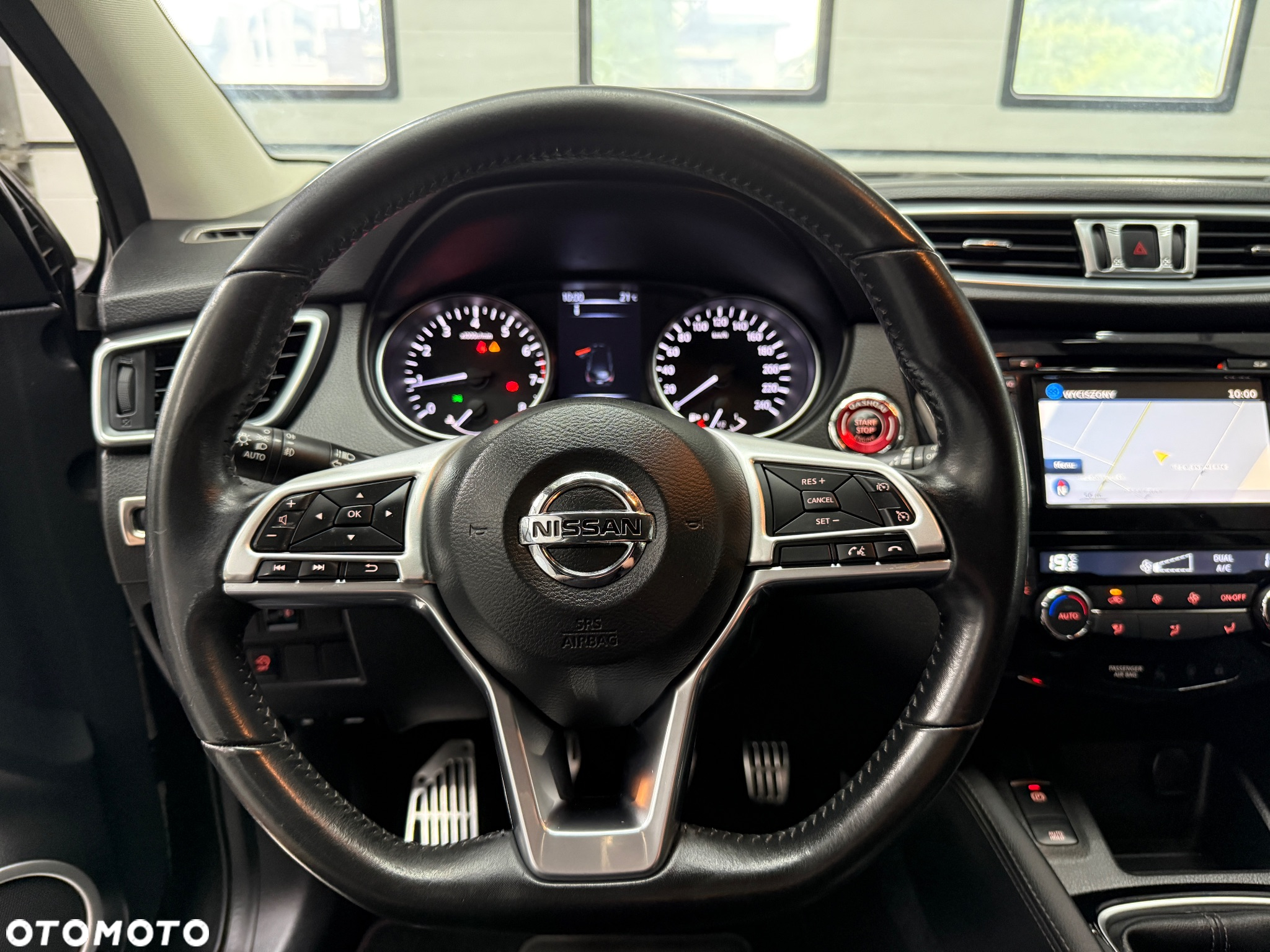 Nissan Qashqai 1.6 DIG-T N-Connecta - 18