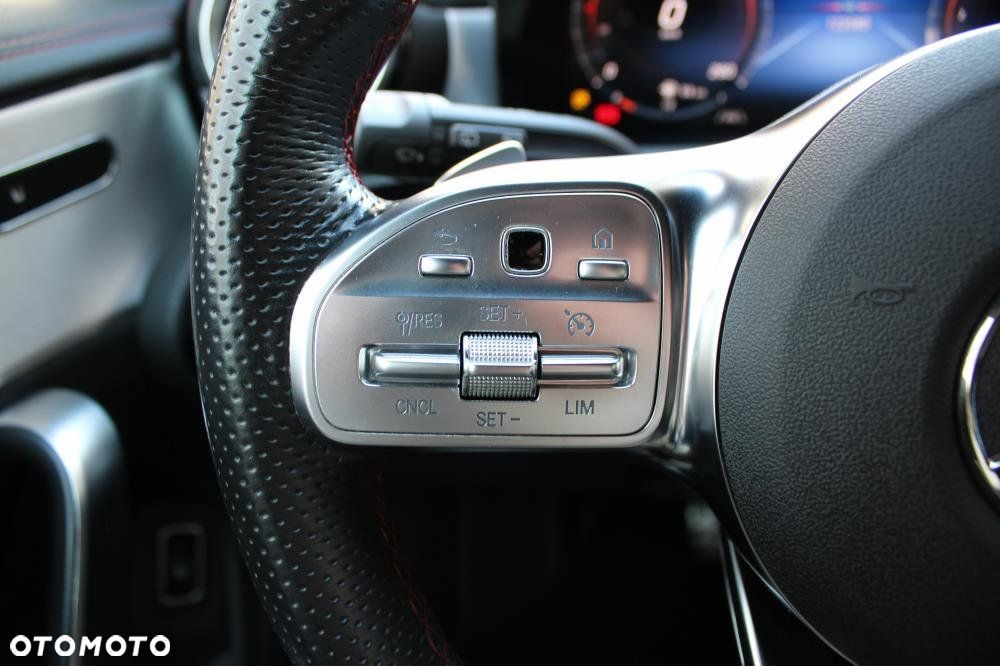 Mercedes-Benz CLA - 15