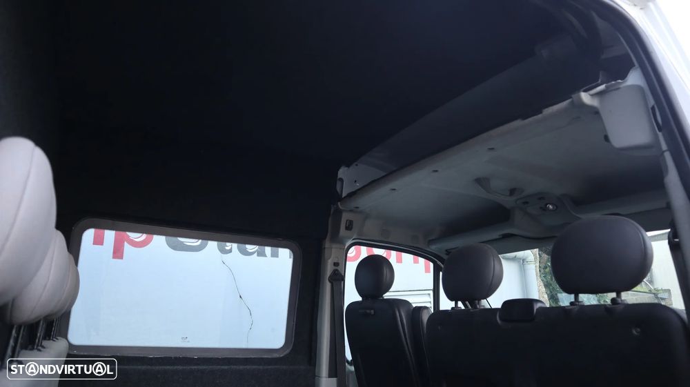 Renault Master 2.5 dci 100 L2H2 7 lugares - 12