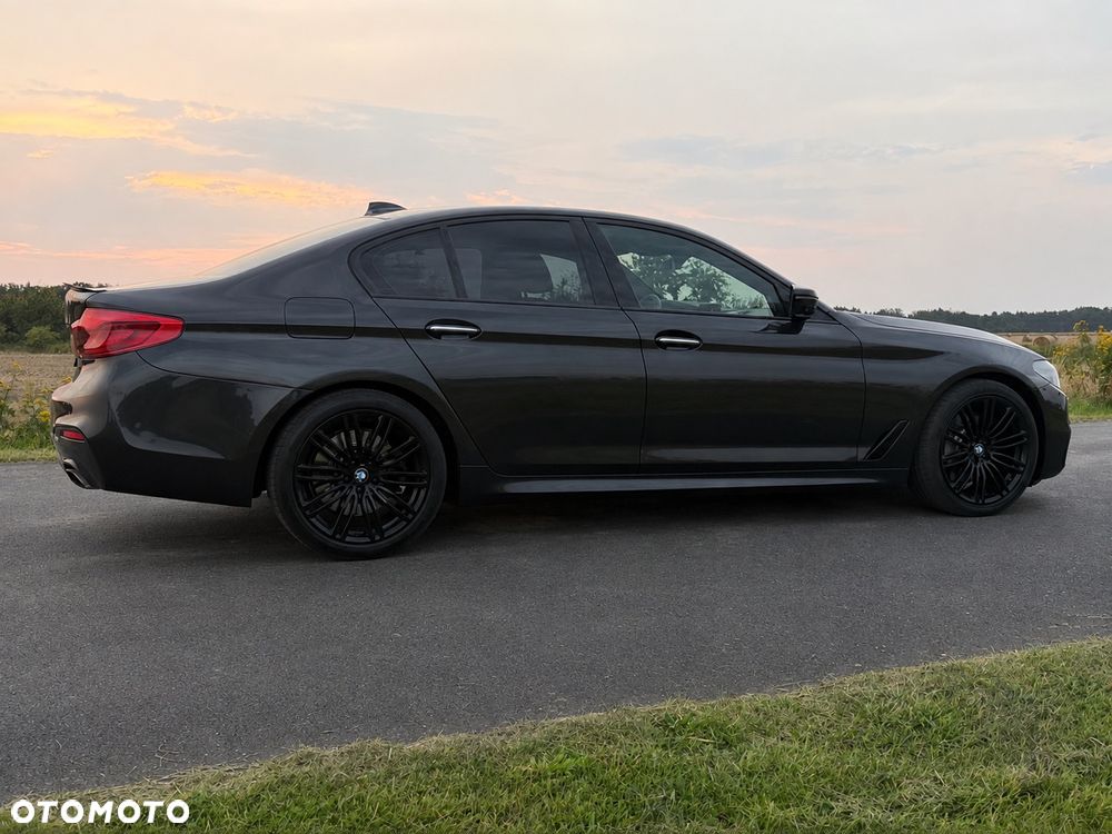 BMW Seria 5 540i M Sport sport - 11