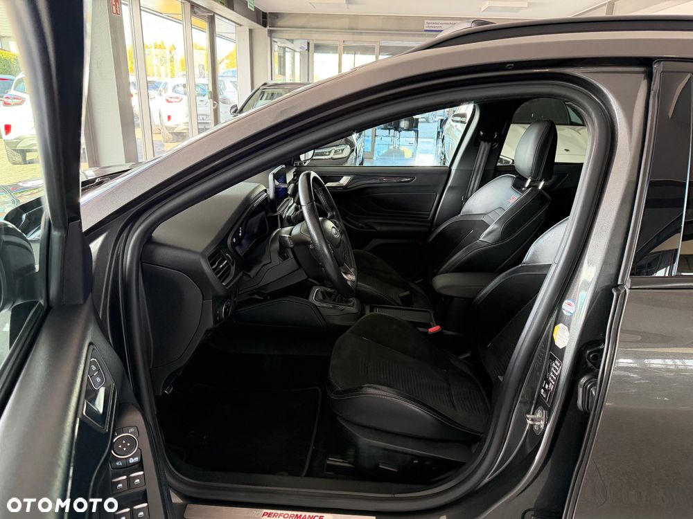 Ford Focus 2.3 EcoBoost ST X Edition - 23