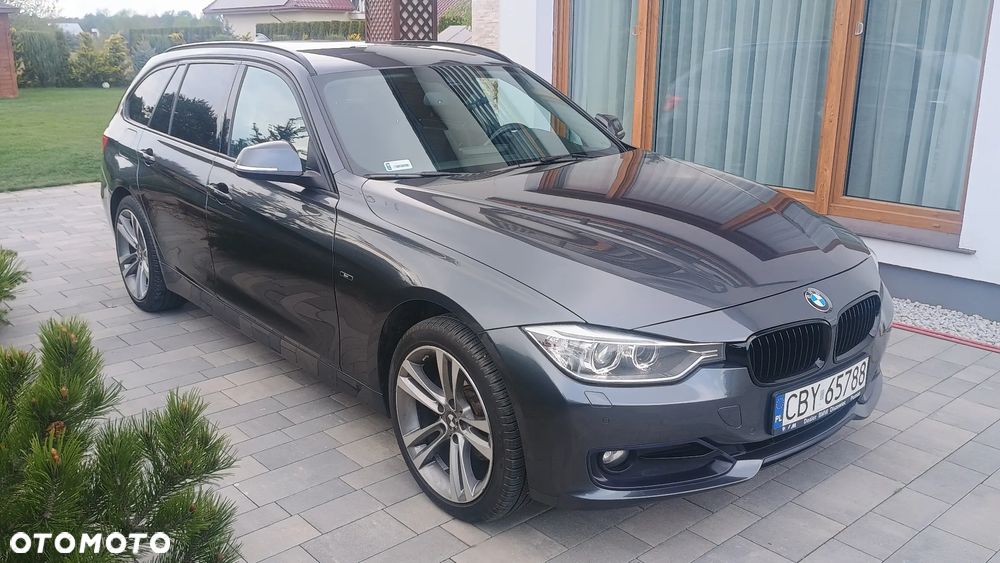 BMW Seria 3 320d xDrive Sport Line - 3