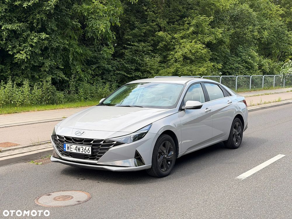 Hyundai Elantra 1.6 Smart - 1