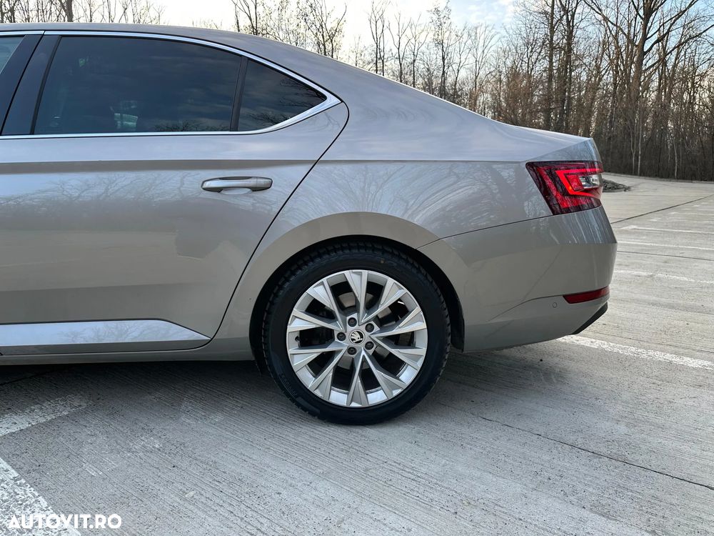 Skoda Superb 2.0 TDI DSG L&K - 9