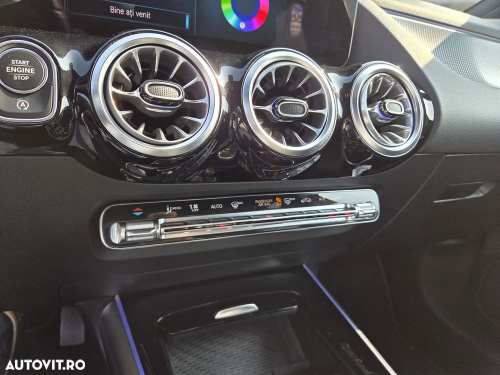 Mercedes-Benz GLA 200 4MATIC Aut. - 24