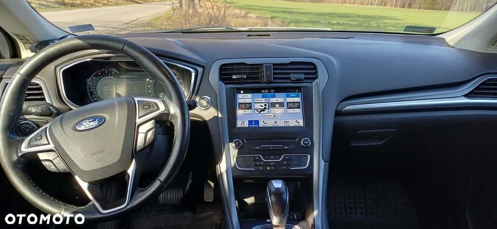 Ford Mondeo 2.0 TDCi Titanium PowerShift - 16