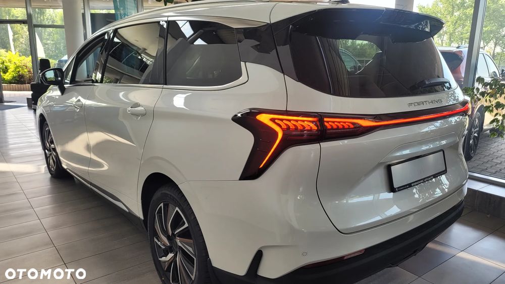 Forthing U Tour 1.5 DVVT GDI DCT - 13