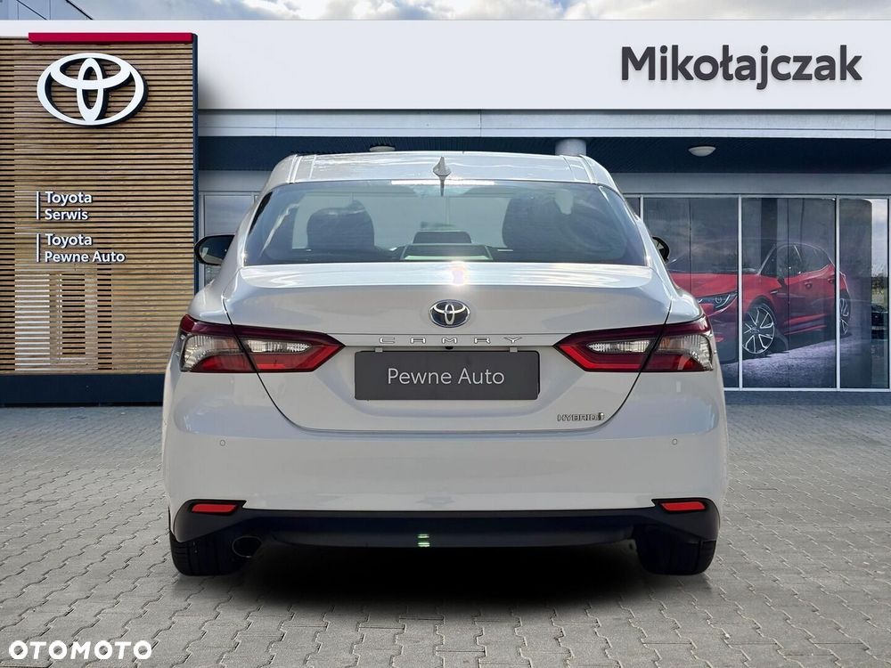 Toyota Camry 2.5 Hybrid Comfort CVT - 8